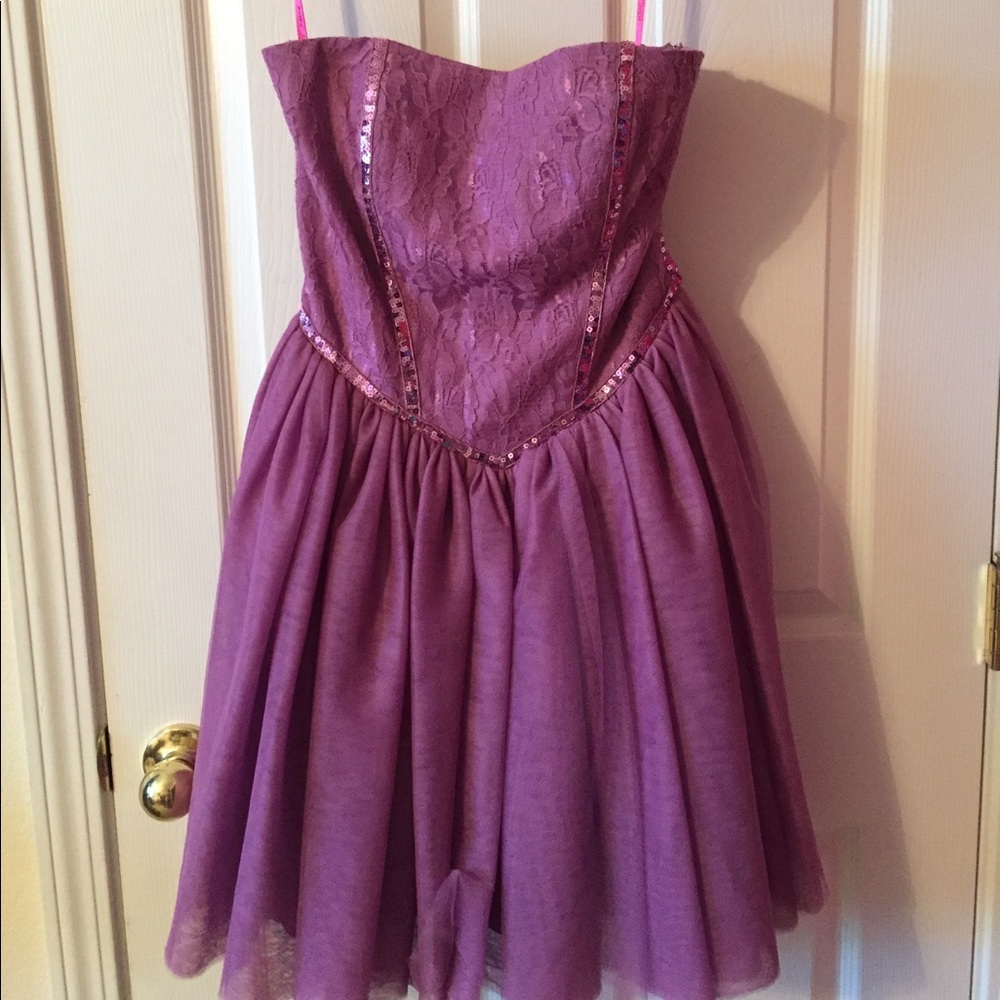 Short, Strapless, Formal Dress